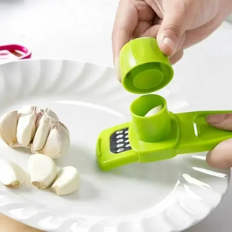 Kitchen Gadgets Green - 1 Stück Mini-Knoblauchzerkleinerer Kreative Knoblauchpresse Manueller