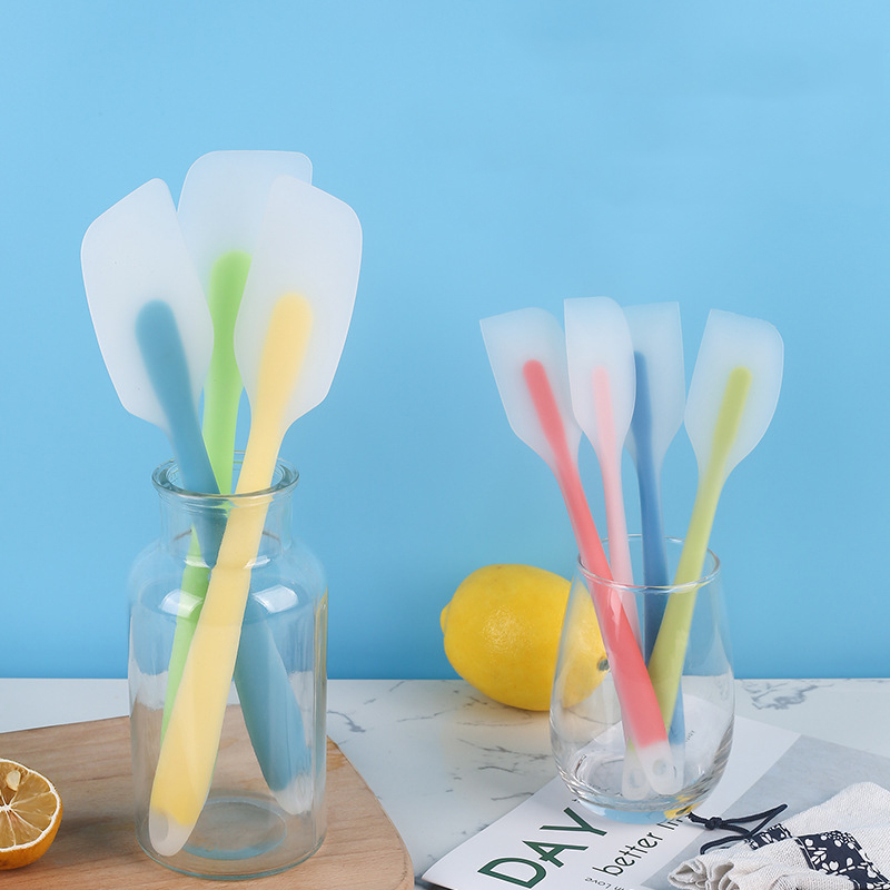 2 Größen Silikon-Schaber Hitze – Kitchen Gadgets To Have Bewertung und Preis
